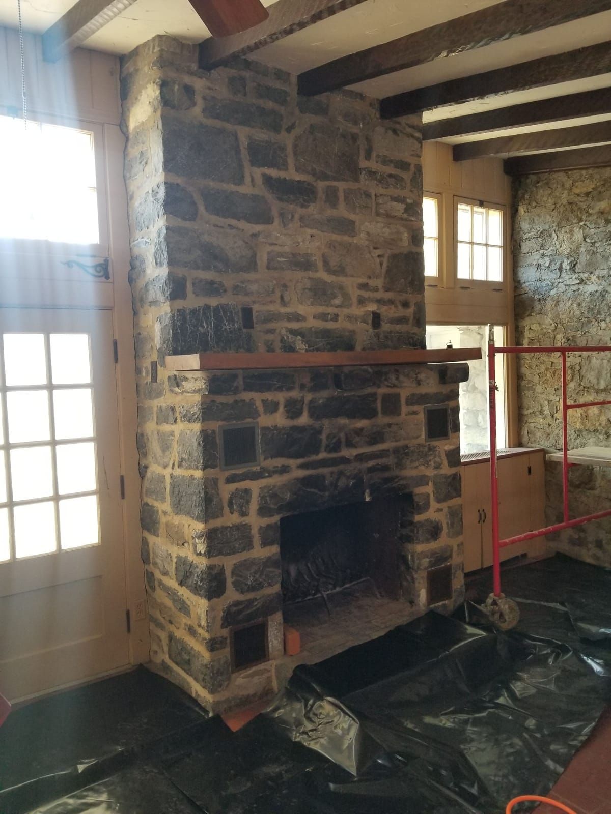 Stateline — interior restoration project by Poor Boys' Enterprises, photo 2