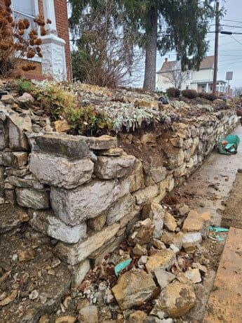 Waynesboro Wall — stone rebuilding project by Poor Boys' Enterprises, photo 5