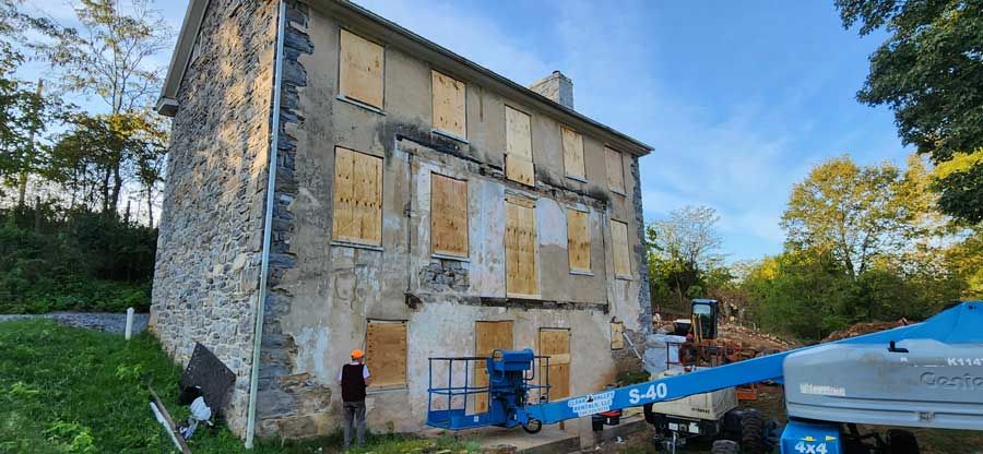 Hedgesville Home — stone repointing project by Poor Boys' Enterprises, photo 5